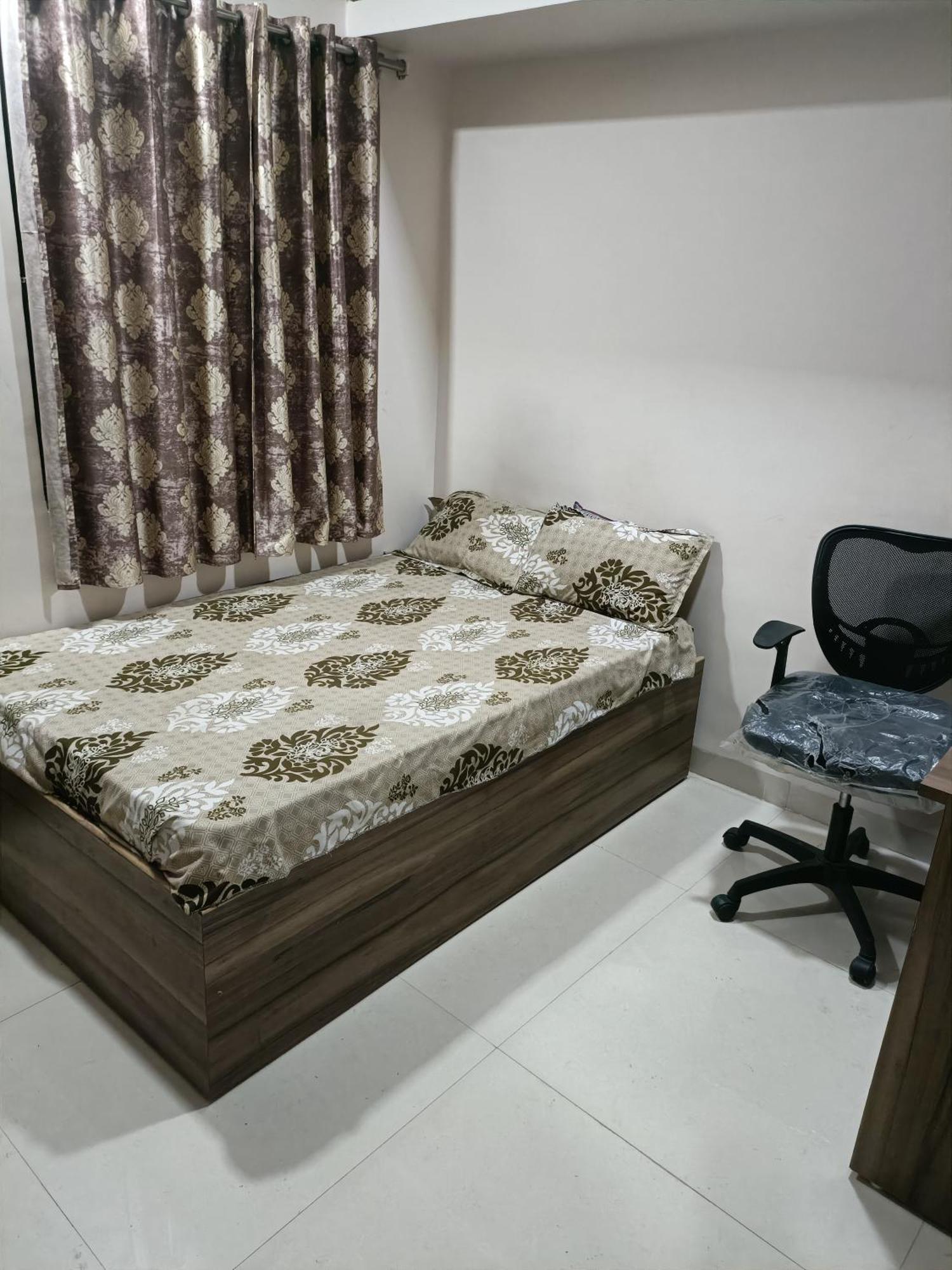 Mahalaxmi Nagar Residency Ac Rooms Indore Luaran gambar